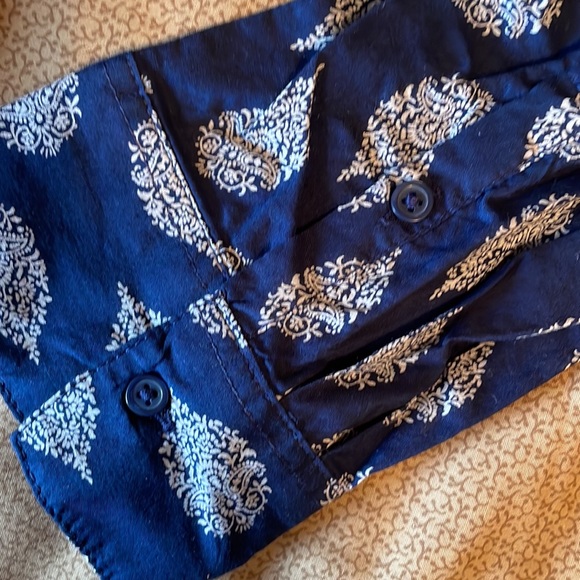 Shirt - Picture 5 of 5